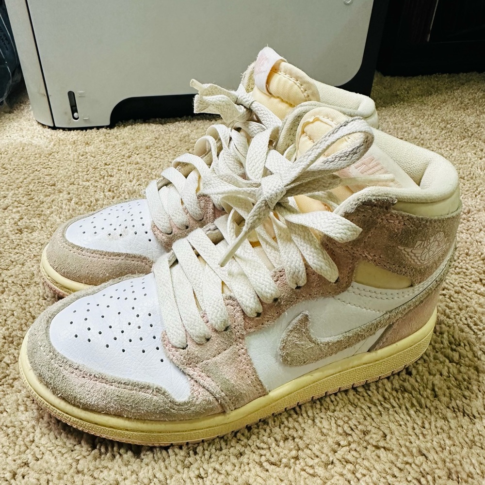 Nike Air Jordan 1 High OG Washed Pink size 12